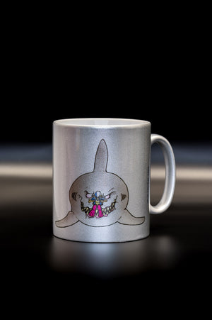 
                  
                    Hai mit pinken Flossen -  Keramik Silber
                  
                